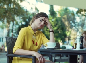 Hiện tượng hoa mắt chóng mặt khi thay đổi tư thế - Mối nguy hiểm tiềm ẩn